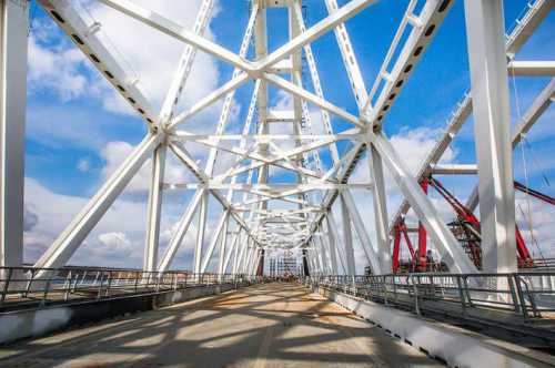 строительство hyperloop в абу-даби начнется в 2019 году